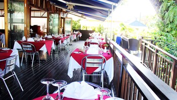 pirogue lodge