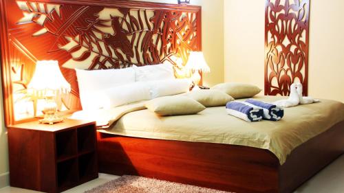 pirogue lodge
