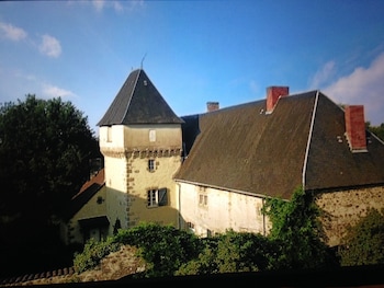 Chateau De Montautre,Fromental>>Bessines-Sur-Gartempe,0 star