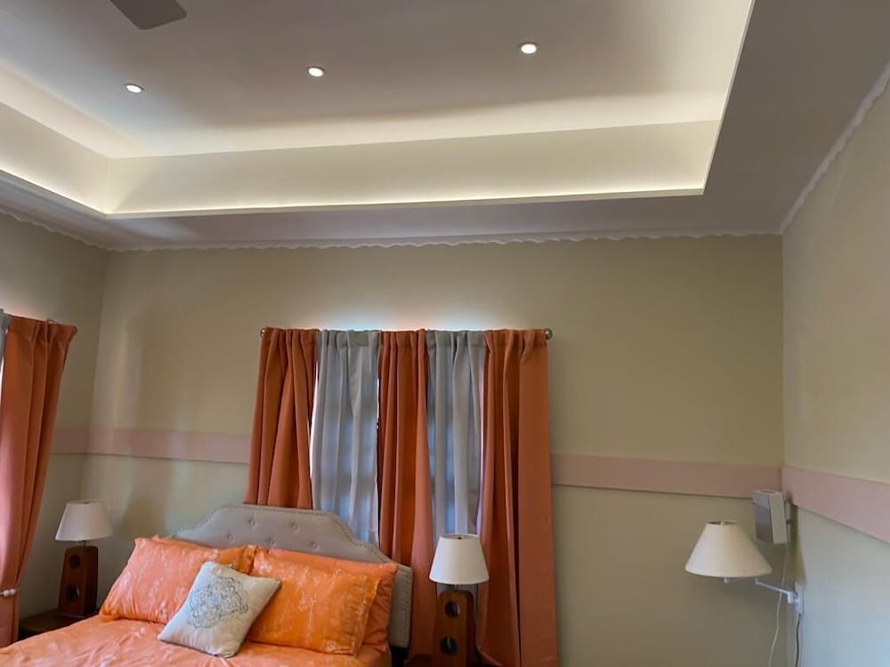 dalys luxury apartments