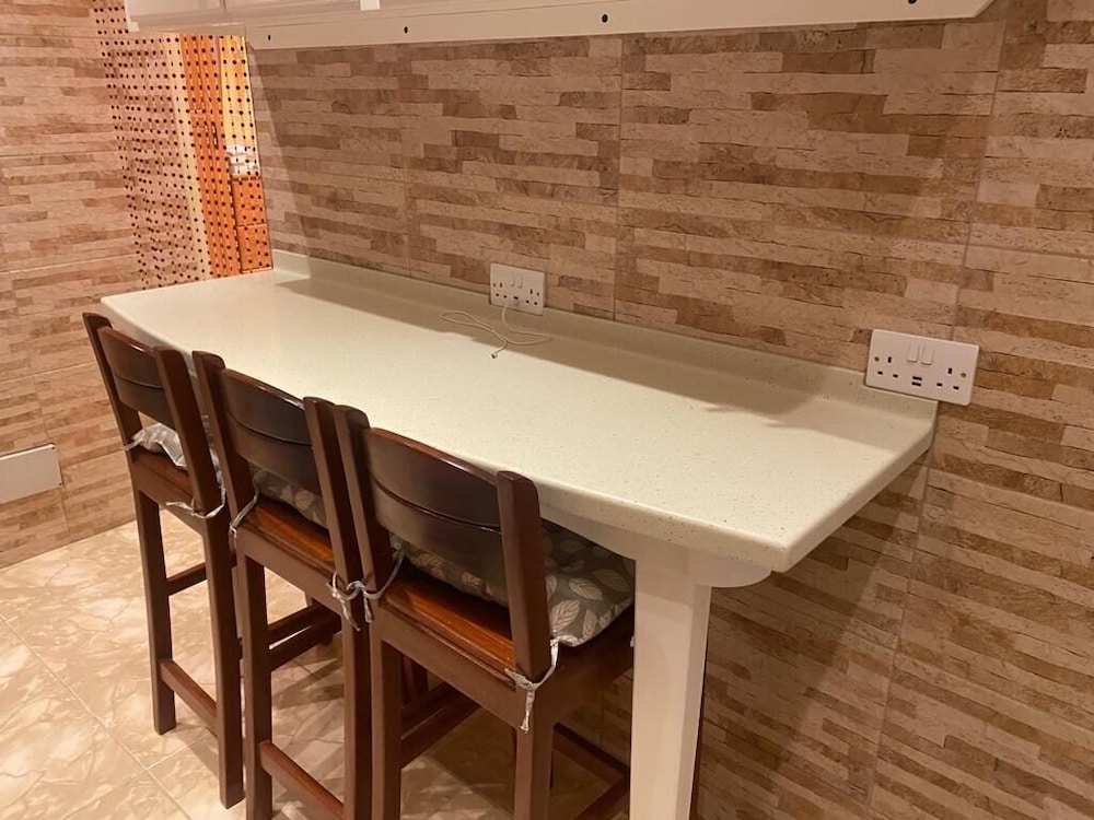 dalys luxury apartments