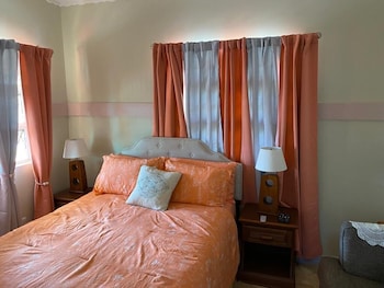 dalys luxury apartments