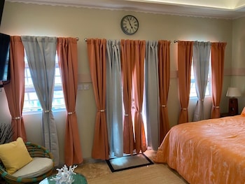 dalys luxury apartments