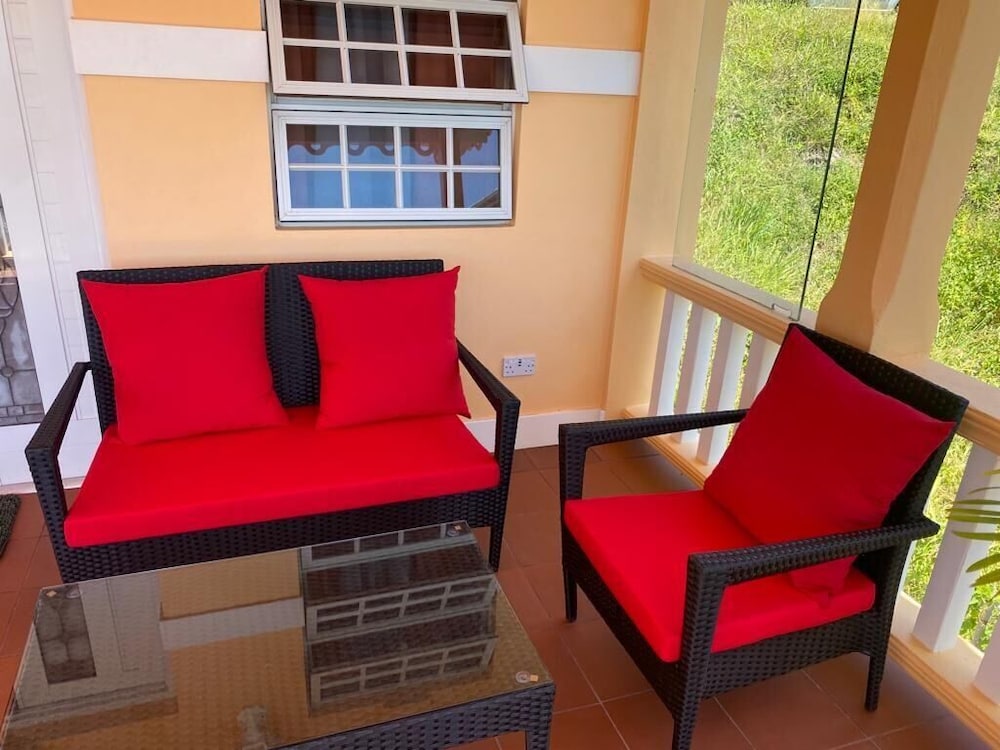 dalys luxury apartments