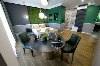 aparthotel green concrete