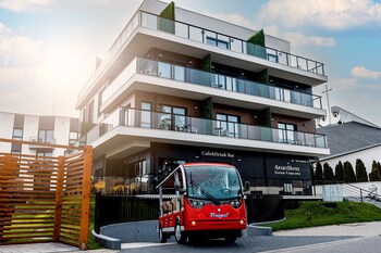 aparthotel green concrete