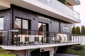 aparthotel green concrete