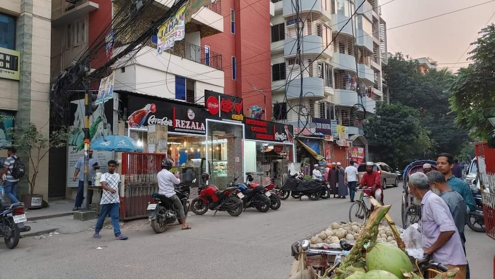 rezala restaurant catering and residence