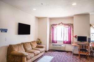 econo lodge inn and suites mesquite dallas east