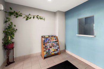 econo lodge inn and suites mesquite dallas east