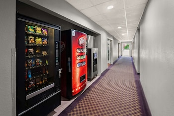 econo lodge inn and suites mesquite dallas east