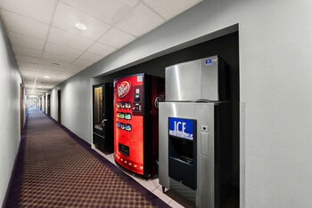 econo lodge inn and suites mesquite dallas east