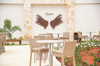 royalton chic antigua all inclusive resort adults only