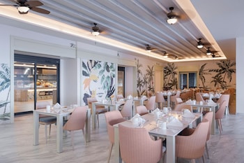 royalton chic antigua all inclusive resort adults only