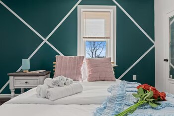 207 1br first floor back rear b