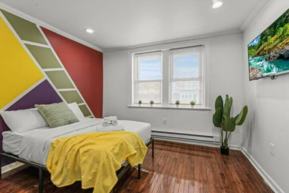 207 1br first floor back rear b