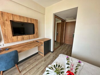 kaya garden otel side