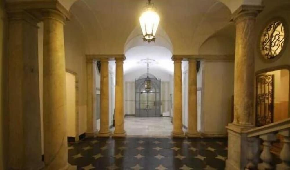 happy family apartments cathedral