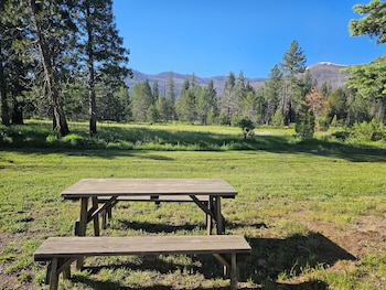 The Black Forest Lodge,Mineral>>Mill Creek,2 star