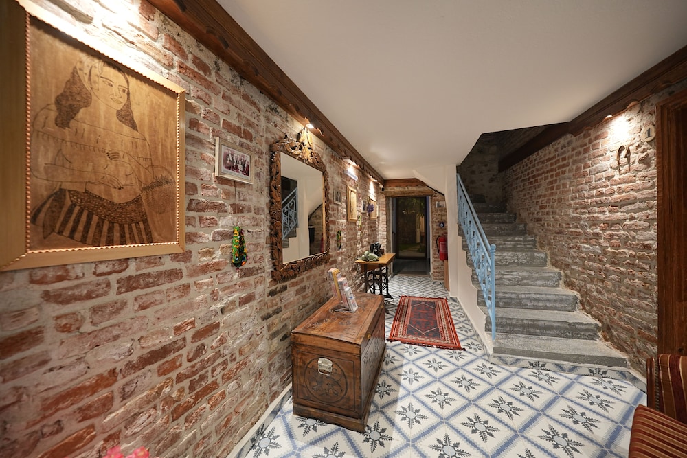 tetka konuk evi