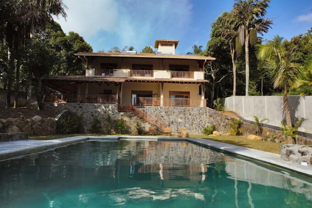 far horizons villa by angel