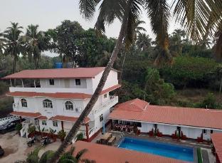 la paulos beach resort