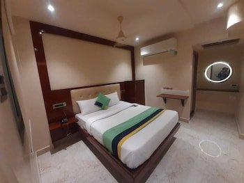 hotel sannidhi