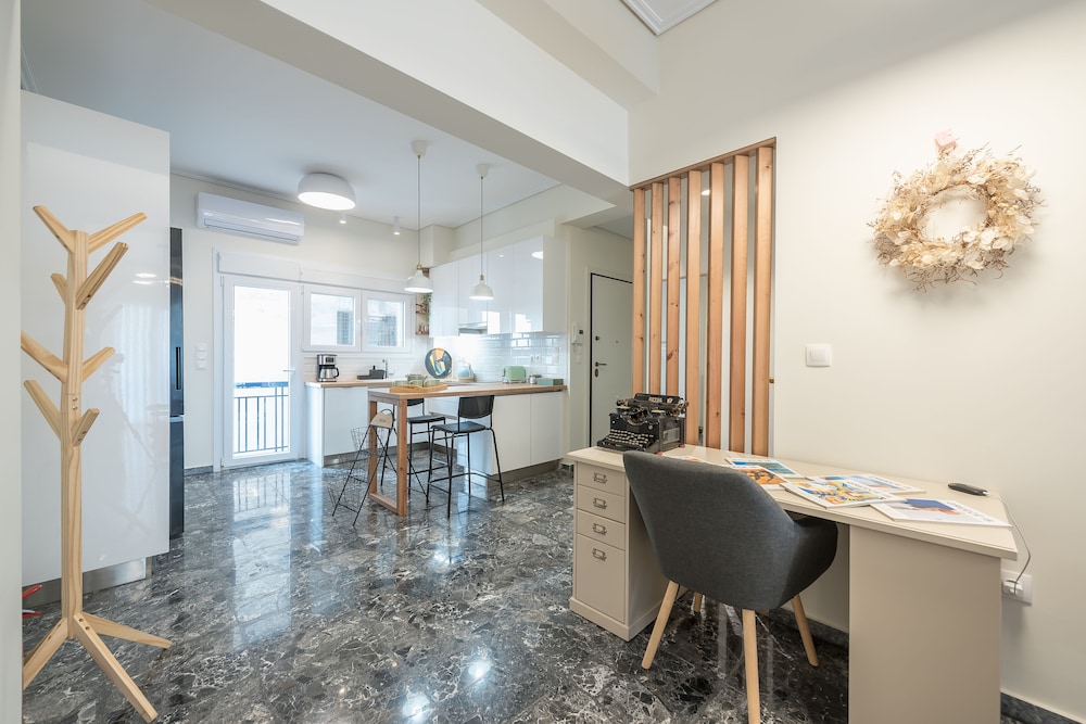 the luxury suite by cloudkeys