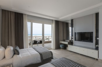 tolip resort sunrays
