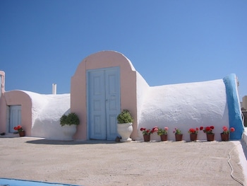 Marcos Rooms,Santorini>>Oia,3 star