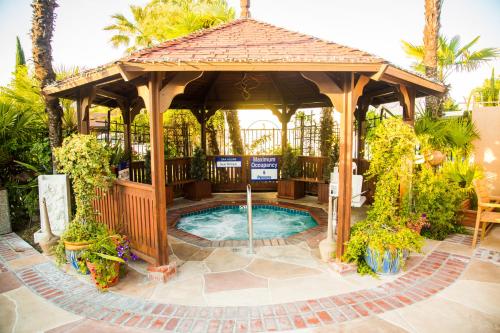 Adelaide Inn,San Luis Obispo>>Paso Robles,3 star