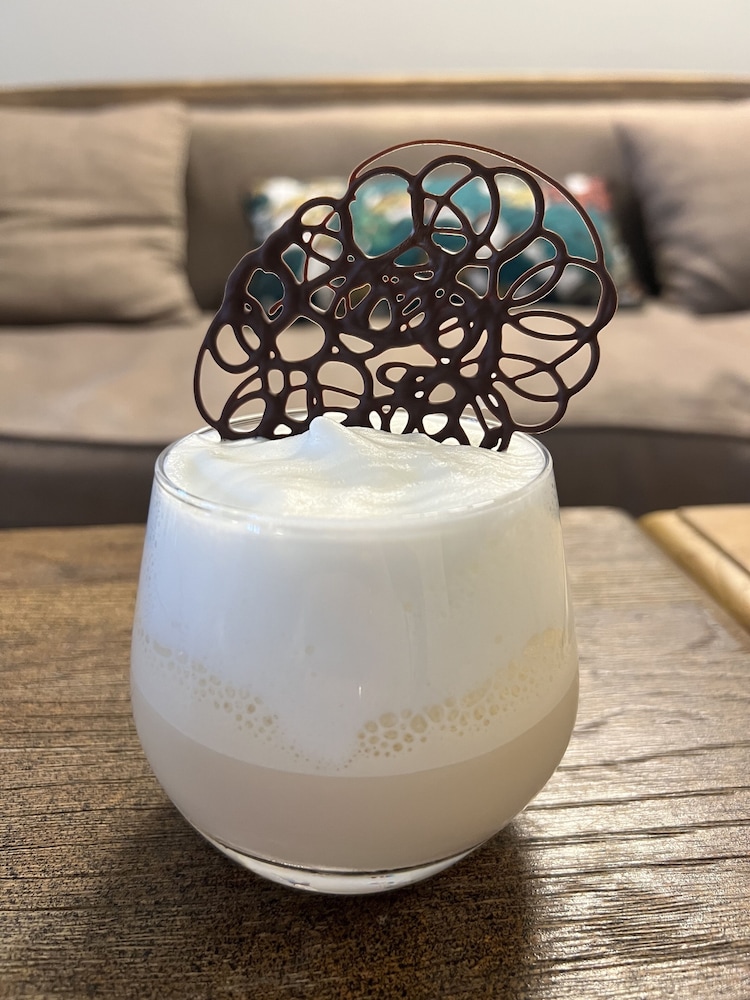 hotel restaurant la corniche