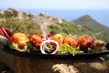 hotel restaurant la corniche