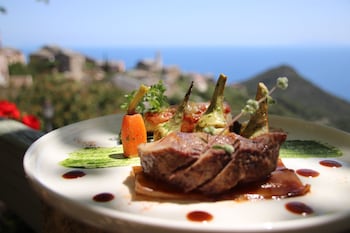 hotel restaurant la corniche