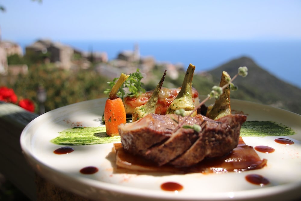 hotel restaurant la corniche