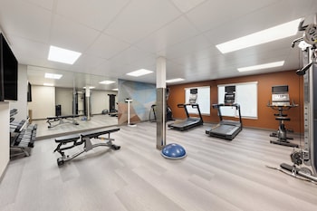 candlewood suites mcpherson an ihg hotel