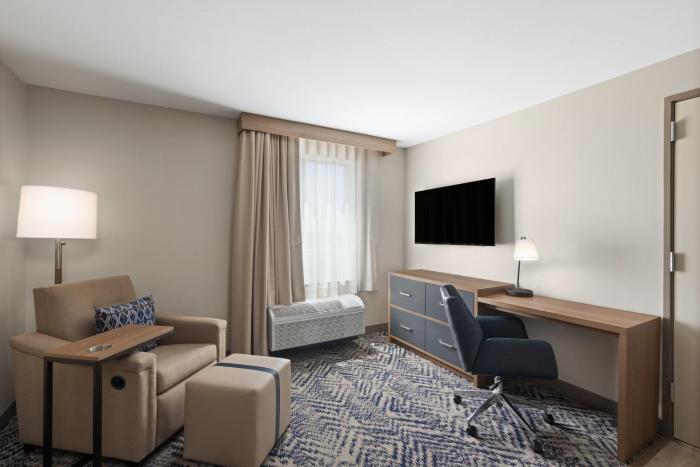 candlewood suites mcpherson an ihg hotel