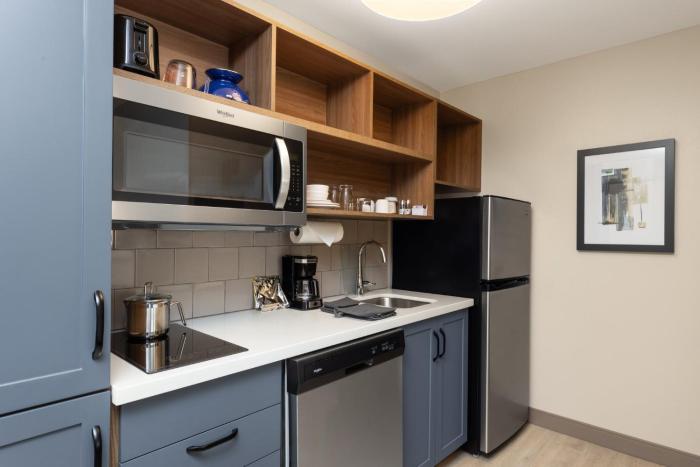 candlewood suites mcpherson an ihg hotel