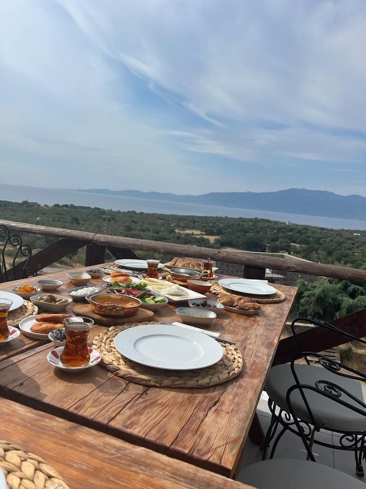 assos ada otel