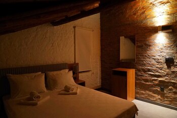 assos ada otel