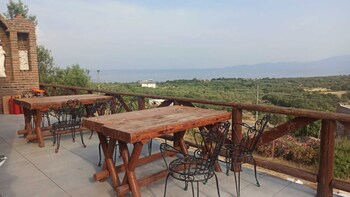 assos ada otel