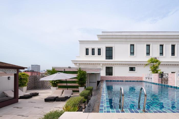 syama hana executive apartment thonglor