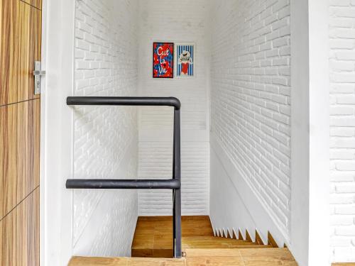 oyo 90828 ara guest house