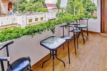 oyo 90828 ara guest house
