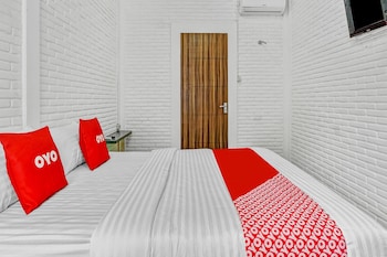 oyo 90828 ara guest house