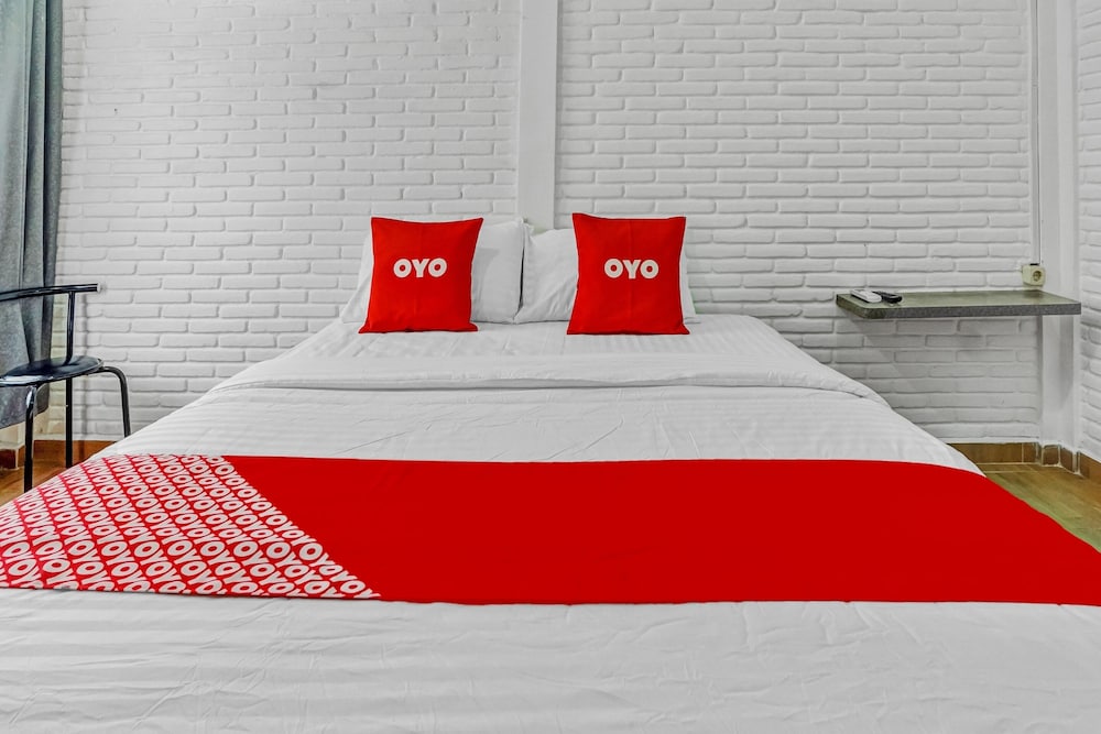 oyo 90828 ara guest house