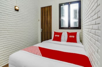 oyo 90828 ara guest house