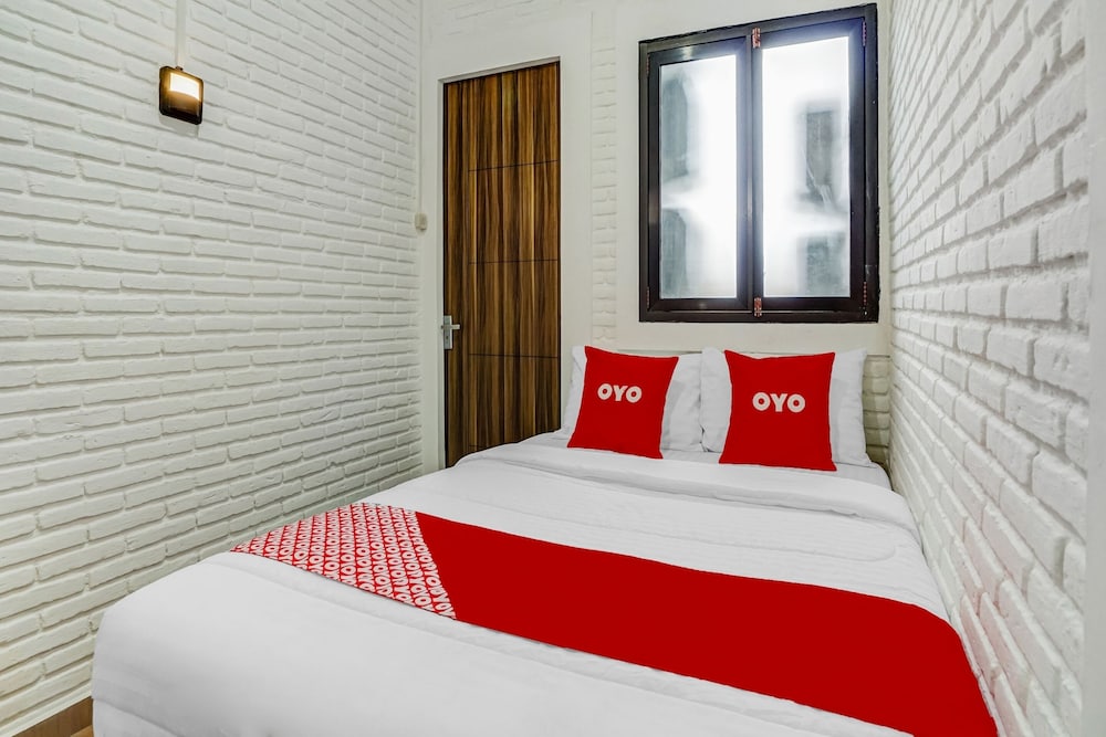 oyo 90828 ara guest house