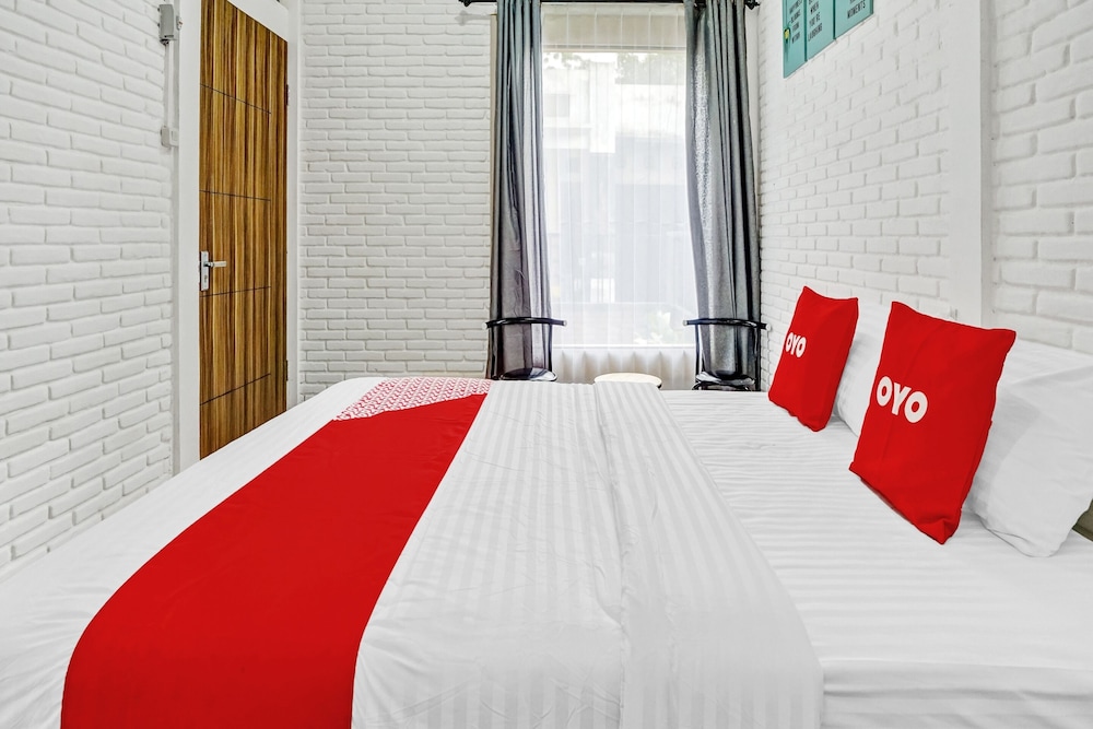 oyo 90828 ara guest house