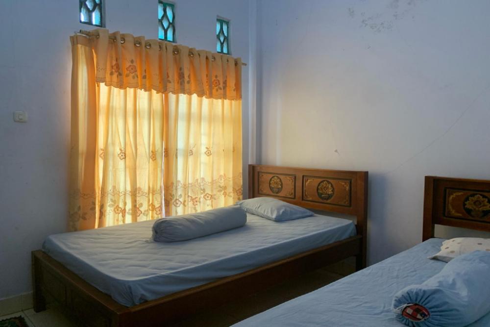 oyo 90816 wisma awal fajar syariah